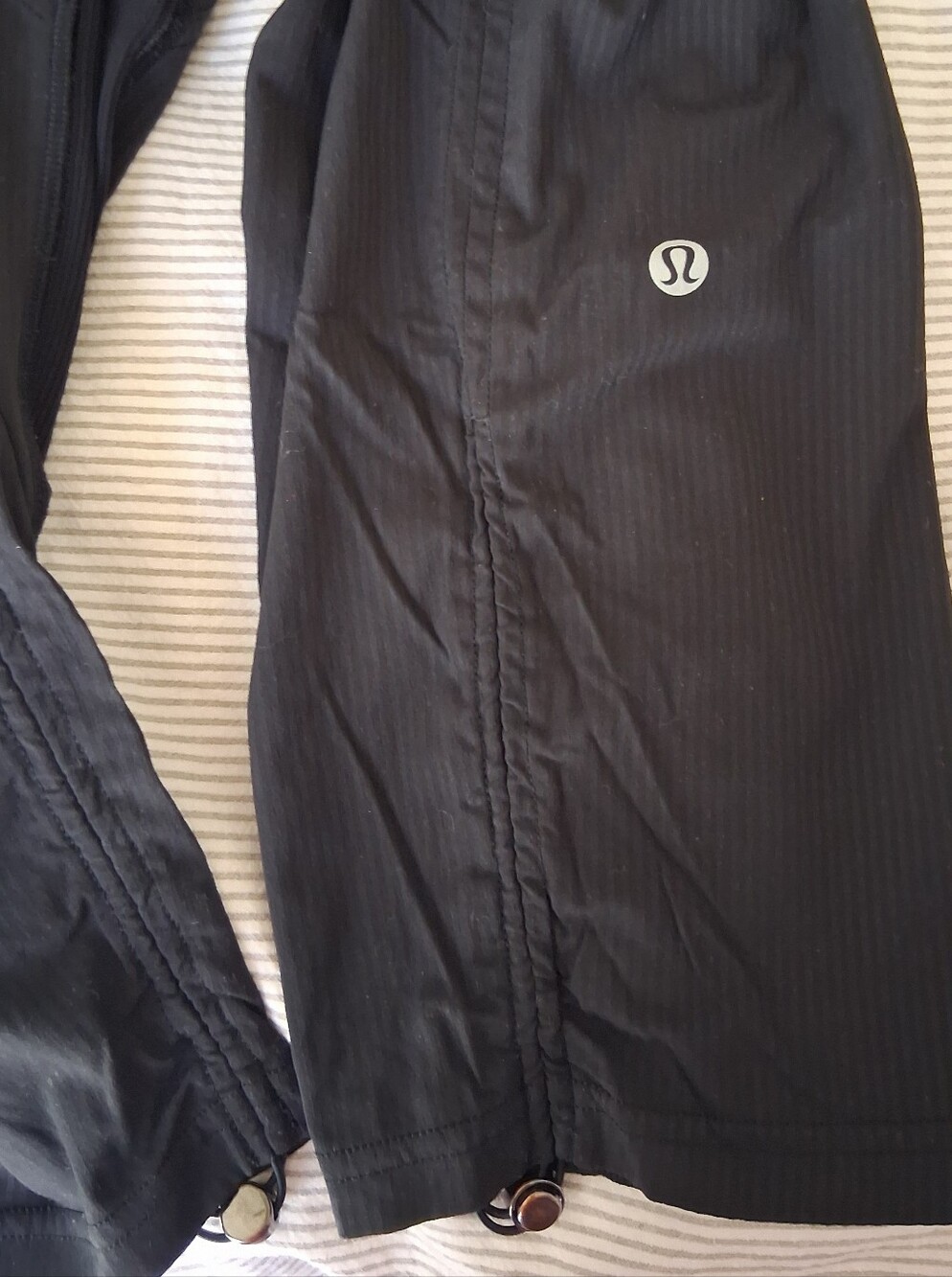 Lululemon Dance Studio Crop 25" Black Size 4 - Picture 7 of 8